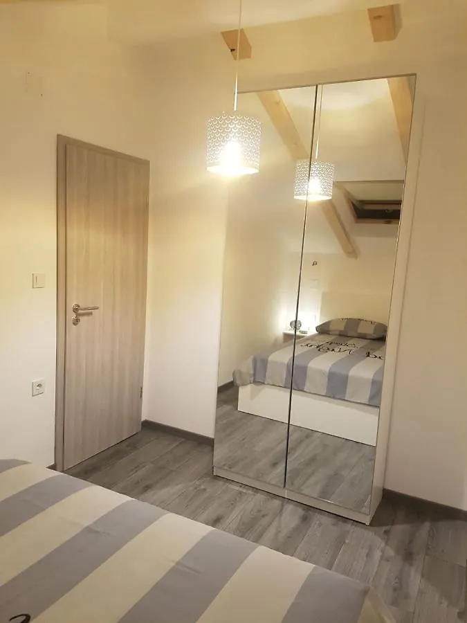 Apartments And Rooms Ivana Krk Town 0*,  Kroatien